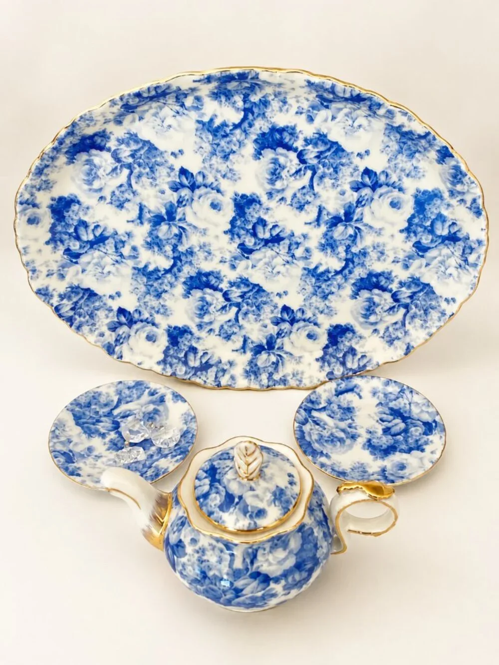 Blue Cottage Rose Chintz Porcelain Tea Set Trinket Trays 25k gold trim